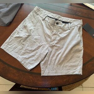 Lululemon Commission Short 7"